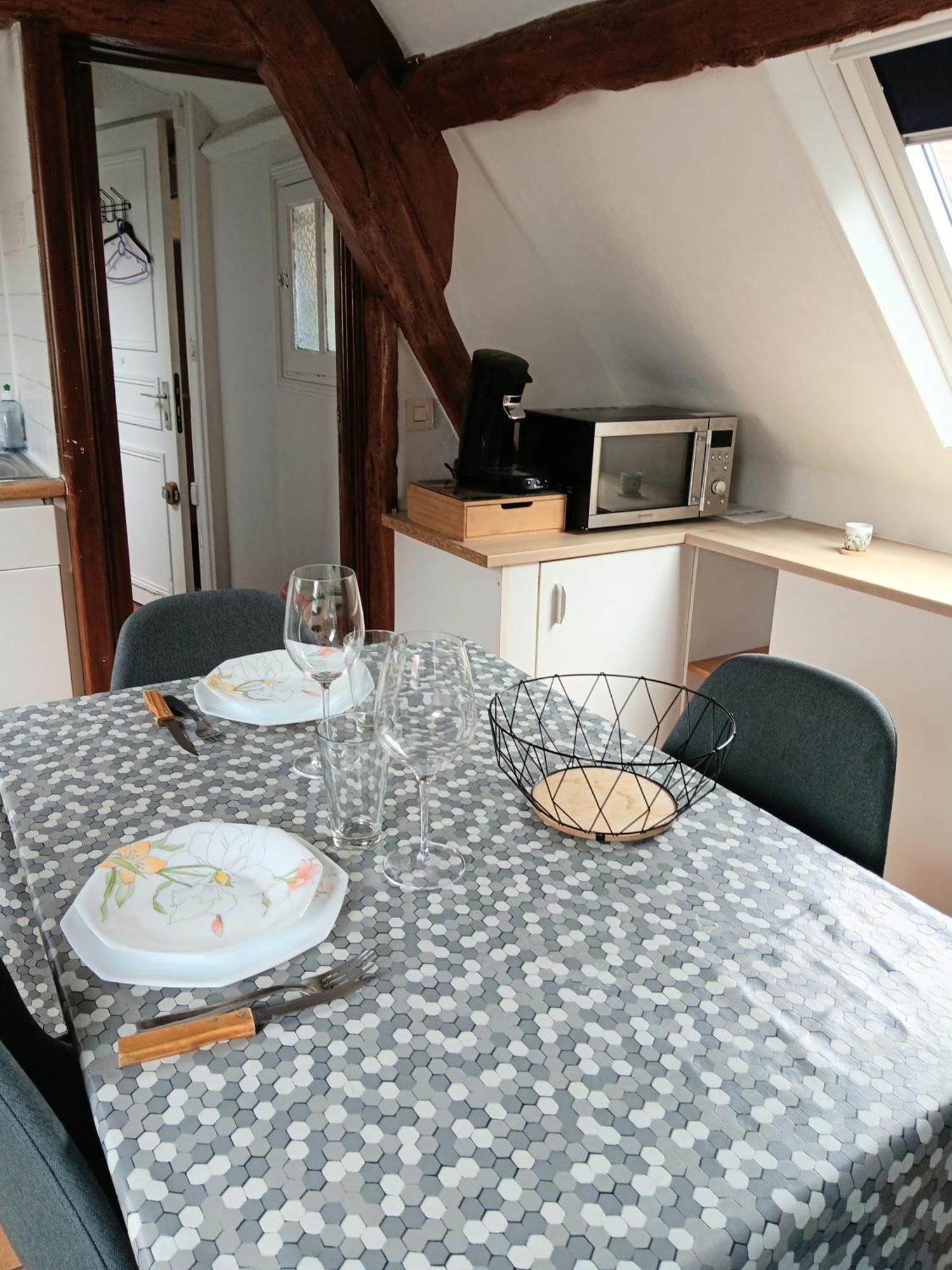 Le 61 - Hyper Centre - Wifi Apartment Диеп Екстериор снимка